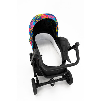 Kočárek Kunert Roy v provedení Black 06 colorfull
