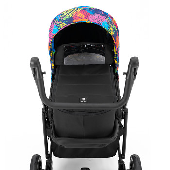 Kočárek Kunert Roy v provedení Black 06 colorfull