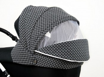 Kočárek Baby Lux Queen v provedení Clasic Black