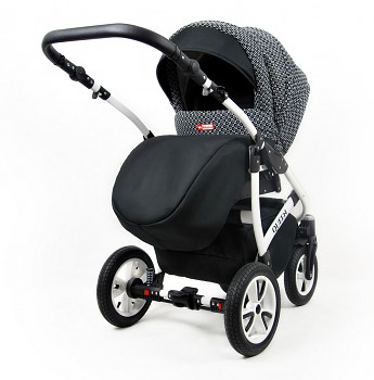 Kočárek Baby Lux Queen v provedení Clasic Black